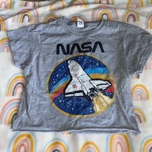 Nasa cropped tee